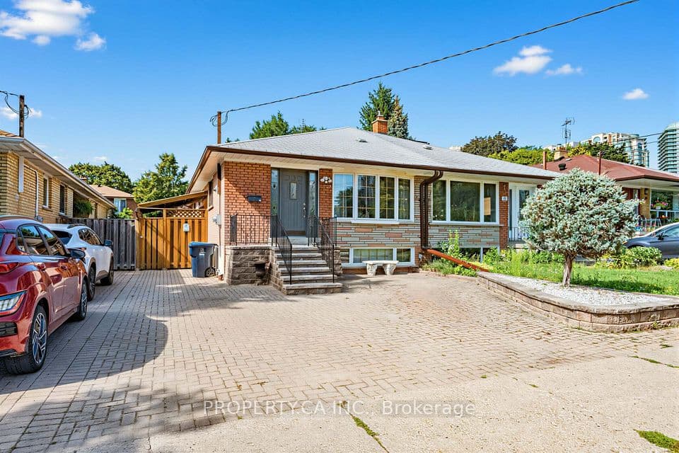 48 Santa Barbara Road, Toronto, ON M2N 2C2 – main photo