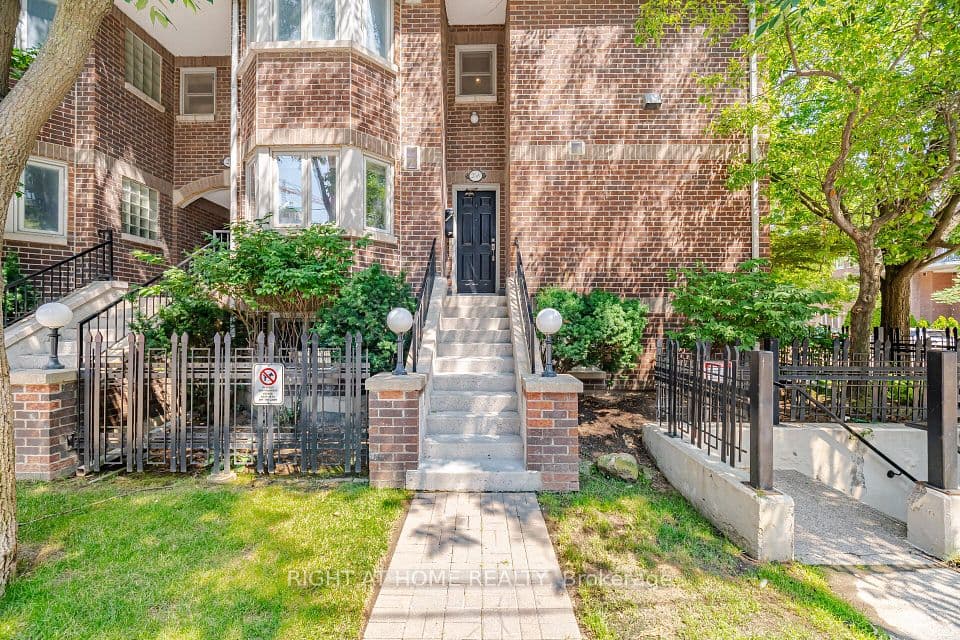 25A Shaw Street, Toronto, ON M6J 3T5 – main photo
