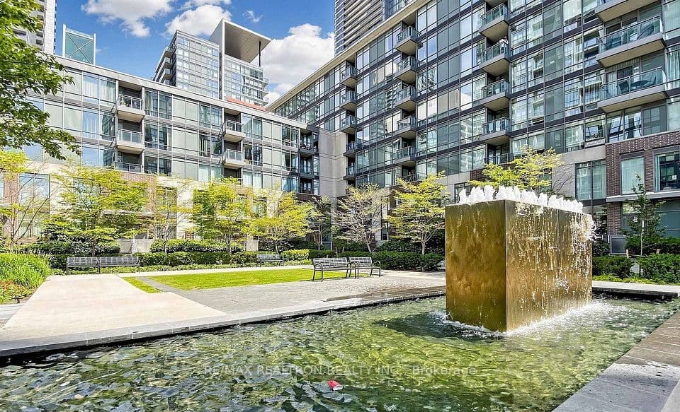 15 Fort York Boulevard 4503, Toronto, ON M5V 3Y4 – photo 3