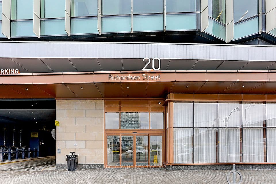 20 Richardson Street 3102, Toronto, ON M5A 0S6 – photo 2