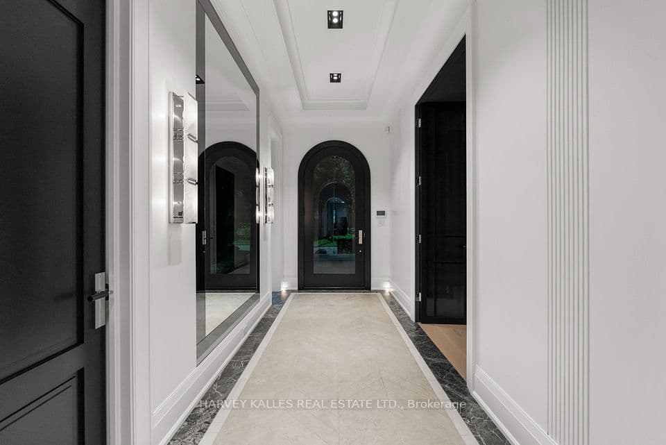 106 Richview Avenue, Toronto, ON M5P 3E9 – photo 3
