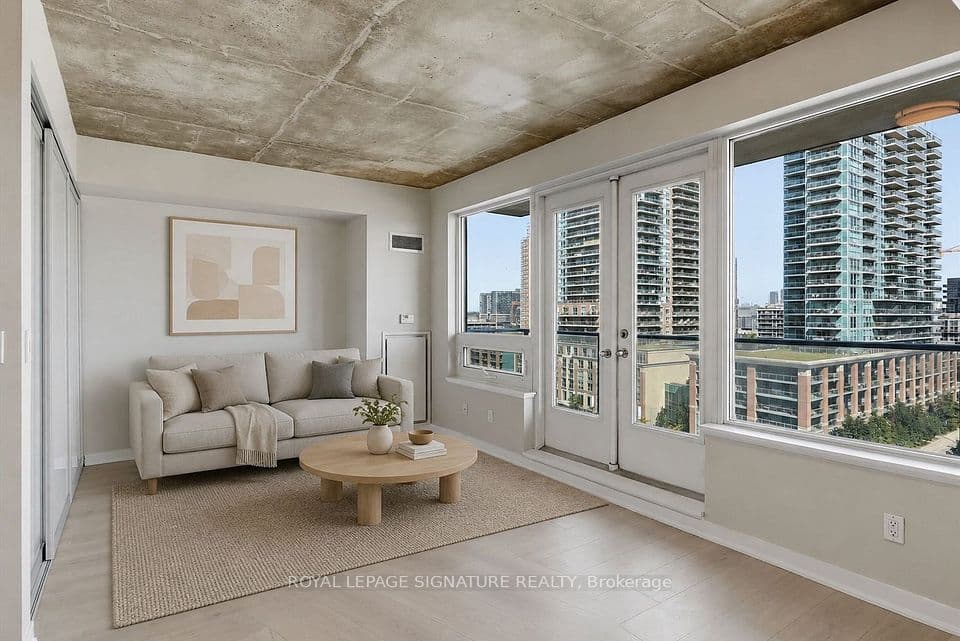 59 East Liberty Street 1010, Toronto, ON M6K 3R1 – main photo