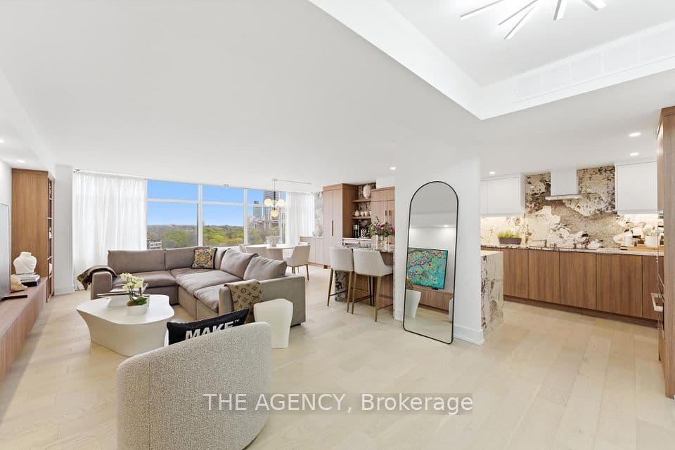900 Yonge Street 902, Toronto, ON M4W 3P5 – main photo