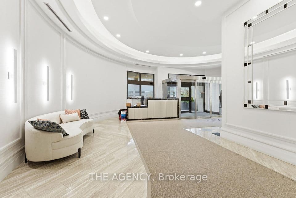 900 Yonge Street 902, Toronto, ON M4W 3P5 – photo 3