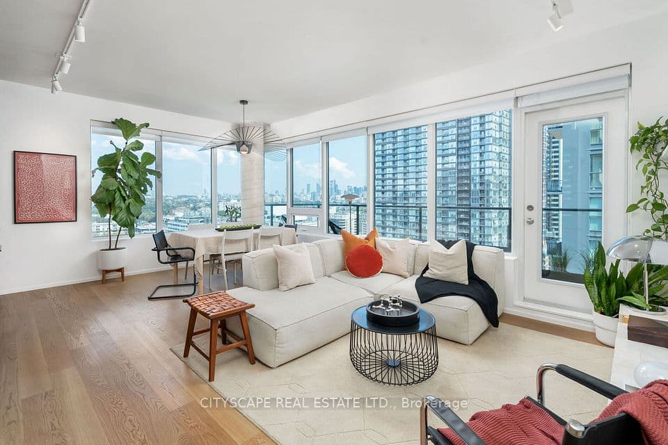 55 East Liberty Street 1704, Toronto, ON M6K 3P9 – main photo