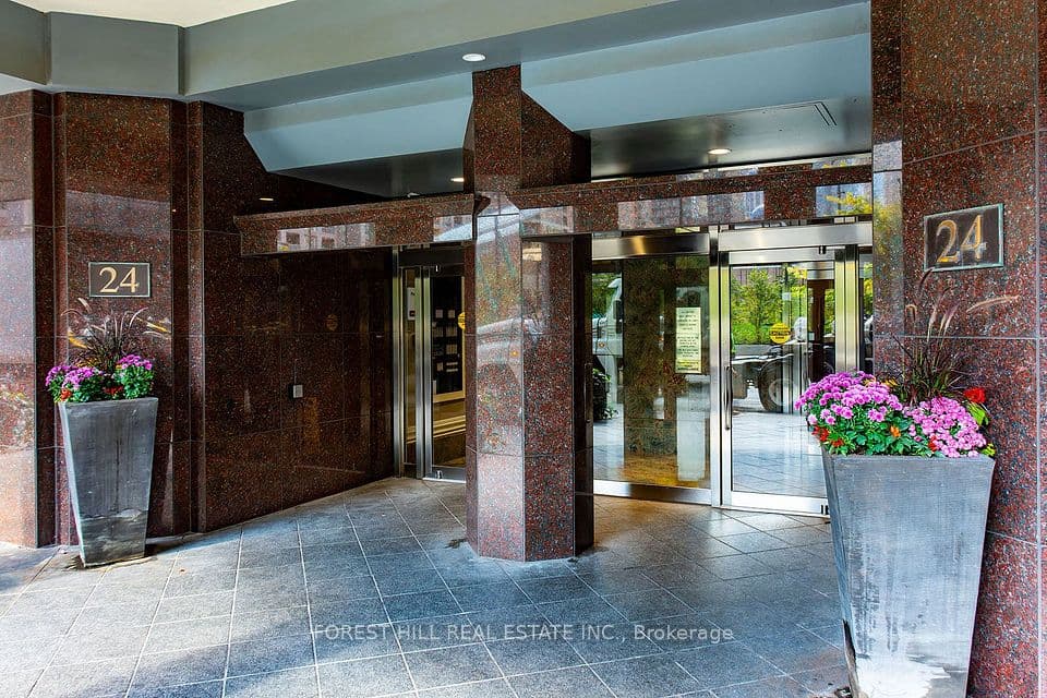 24 Wellesley Street W 1303, Toronto, ON M4Y 2X6 – photo 2