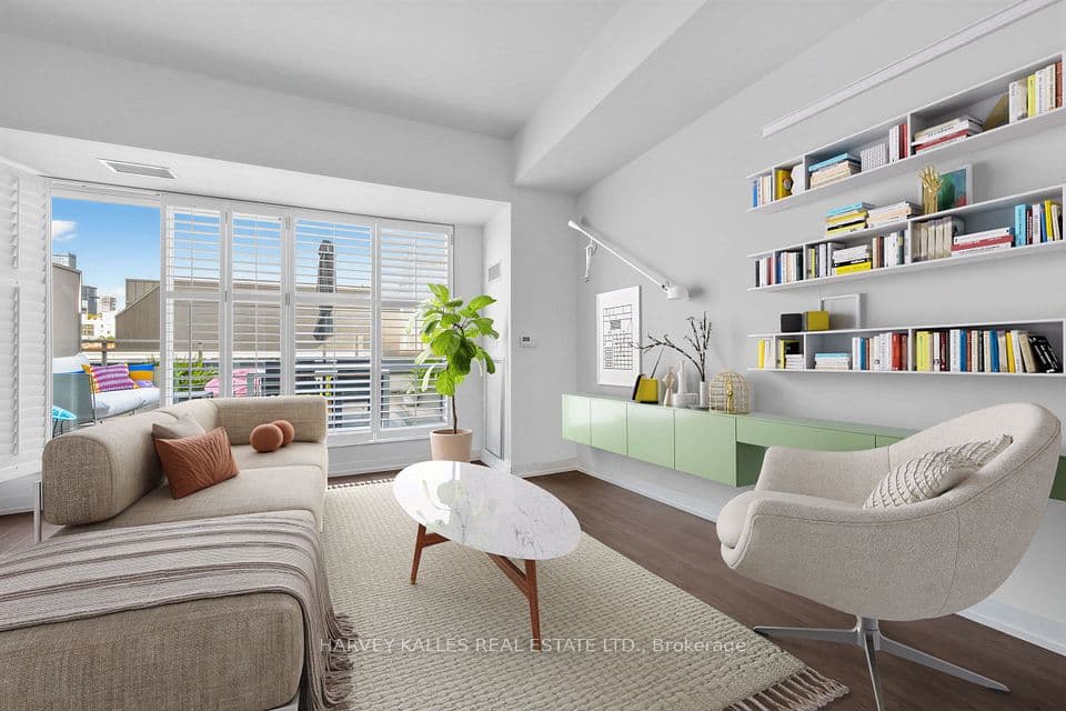 156 Portland Street 309, Toronto, ON M5V 0G1 – photo 3