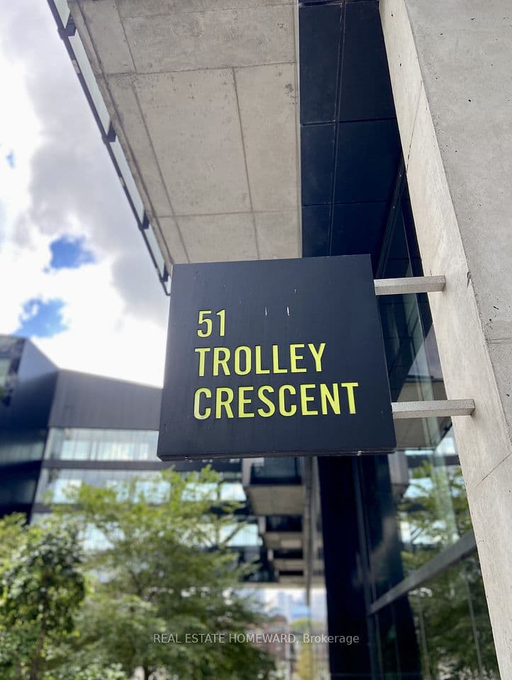 51 Trolley Crescent 817, Toronto, ON M5A 0E9 – photo 3