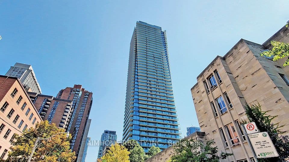 65 St Mary Street 1401, Toronto, ON M5S 0A6 – main photo