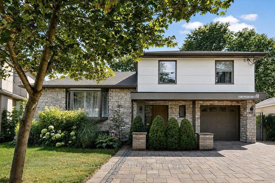 26 Crossburn Drive, Toronto, ON M3B 2Z2 – main photo
