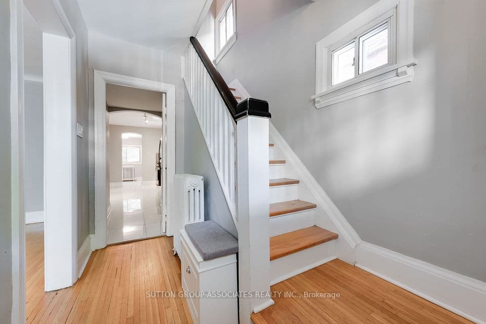 76 St Annes Road, Toronto, ON M6J 3J9 – photo 2