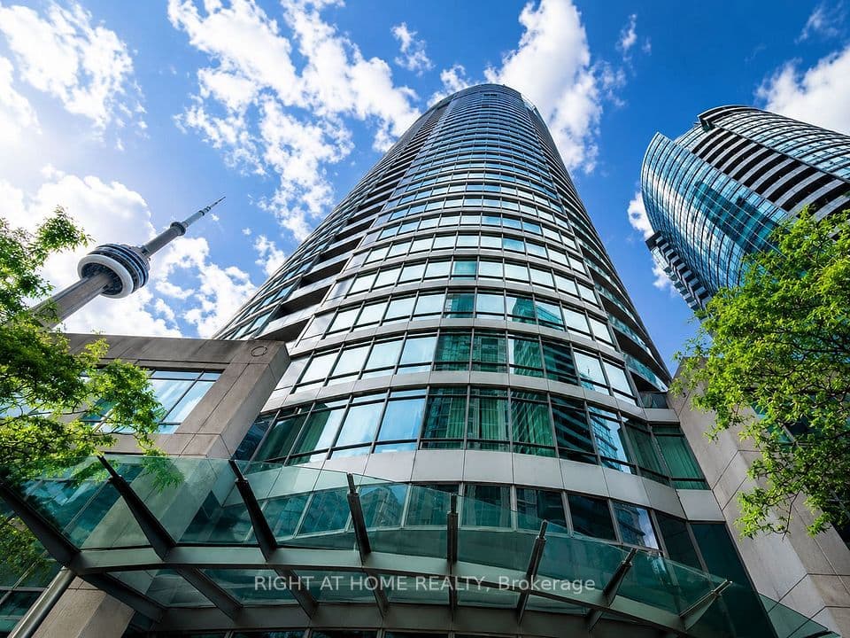 361 Front Street W 3602, Toronto, ON M5V 3R5 – main photo