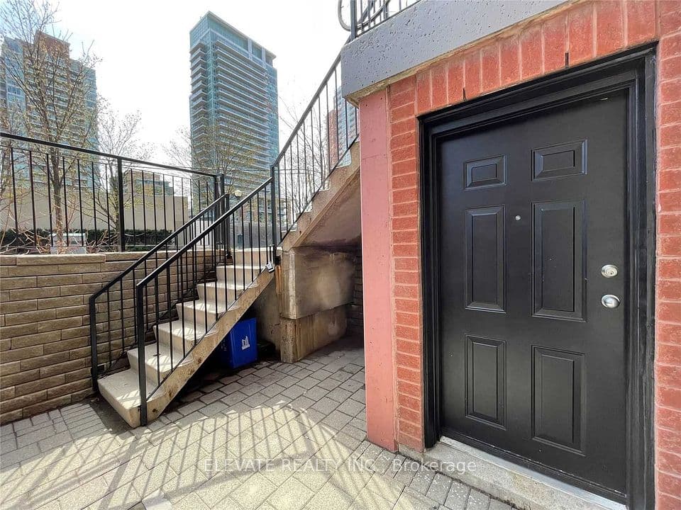 68 Douro Street 111, Toronto, ON M6K 3N4 – photo 2