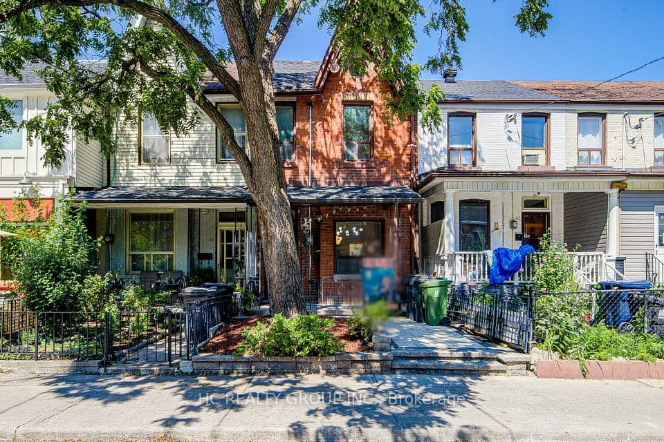 64 Wales Avenue, Toronto, ON M5T 1J4 – main photo