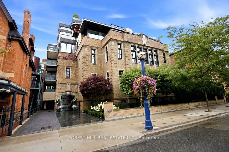 36 Hazelton Avenue 4C, Toronto, ON M5R 2E2 – main photo