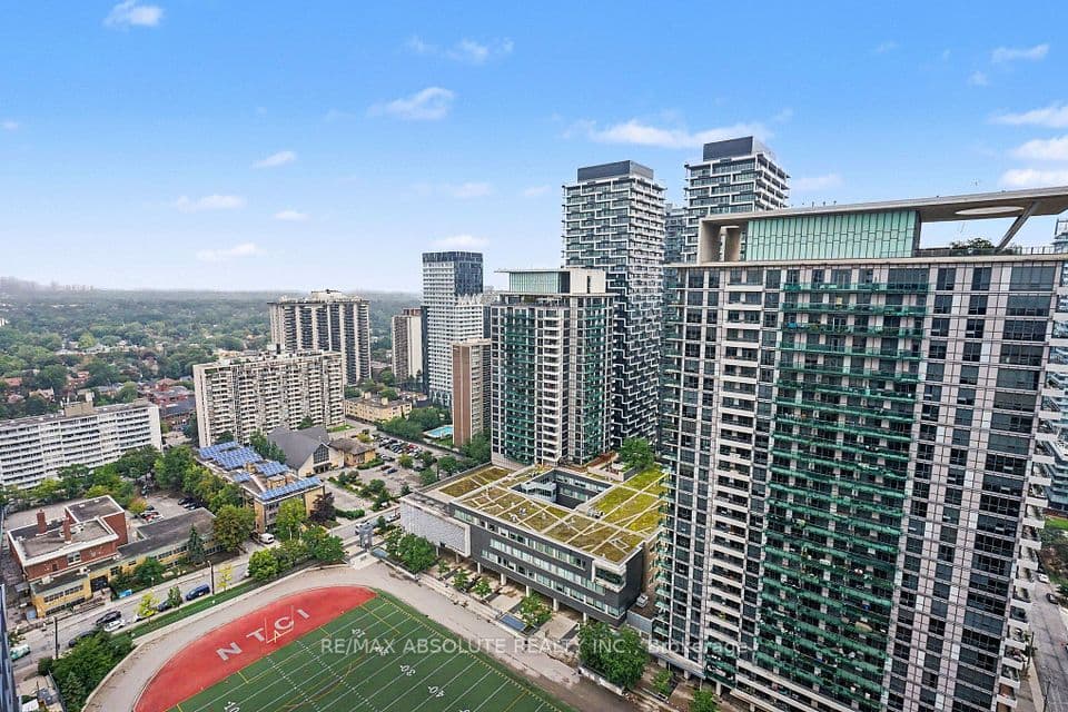 30 Roehampton Avenue 2809, Toronto, ON M4P 0B9 – main photo