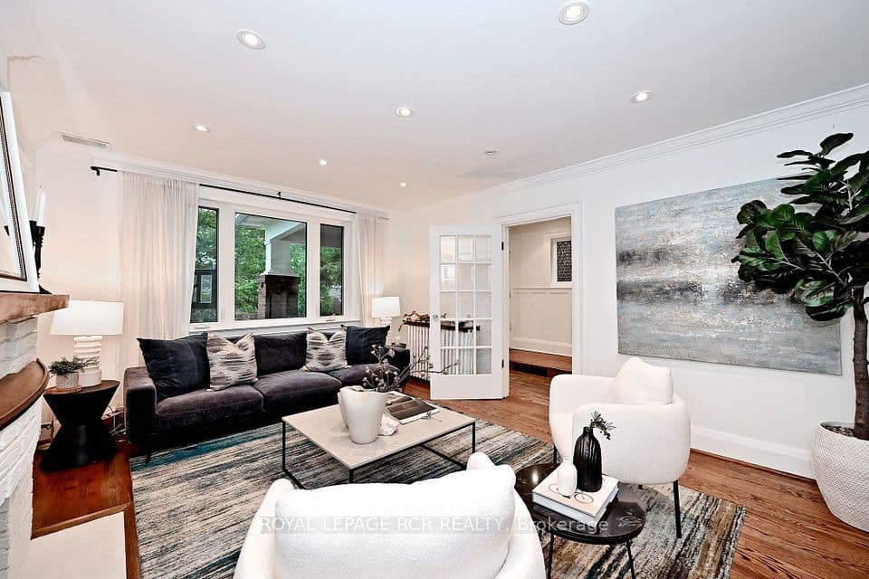 214 Briar Hill Avenue, Toronto, ON M4R 1J2 – photo 2