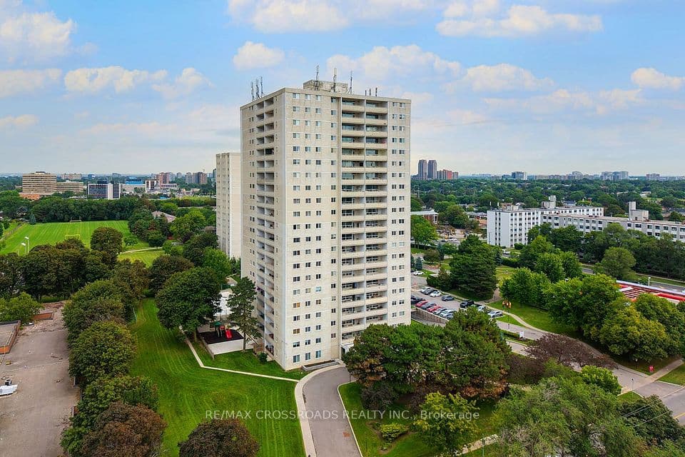 1350 York Mills Road 906, Toronto, ON M3A 1Z9 – photo 3