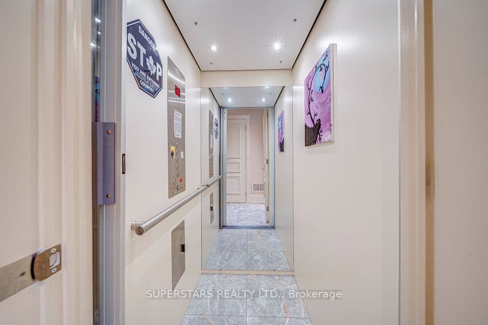 25 Elkhorn Drive 16, Toronto, ON M2K 3E8 – photo 3