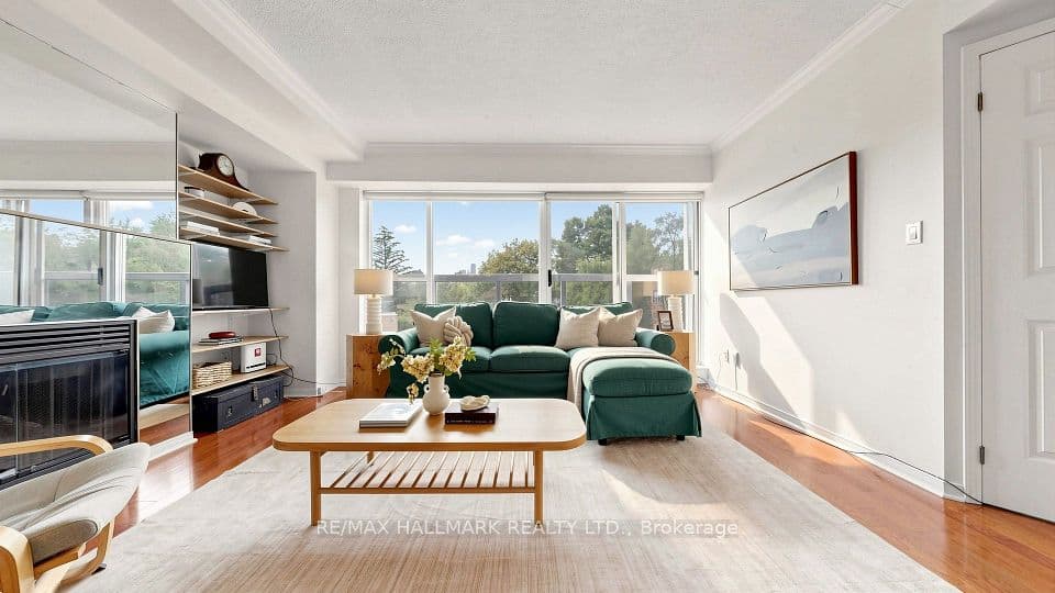 1818 Bayview Avenue 312, Toronto, ON M4G 4G6 – photo 3
