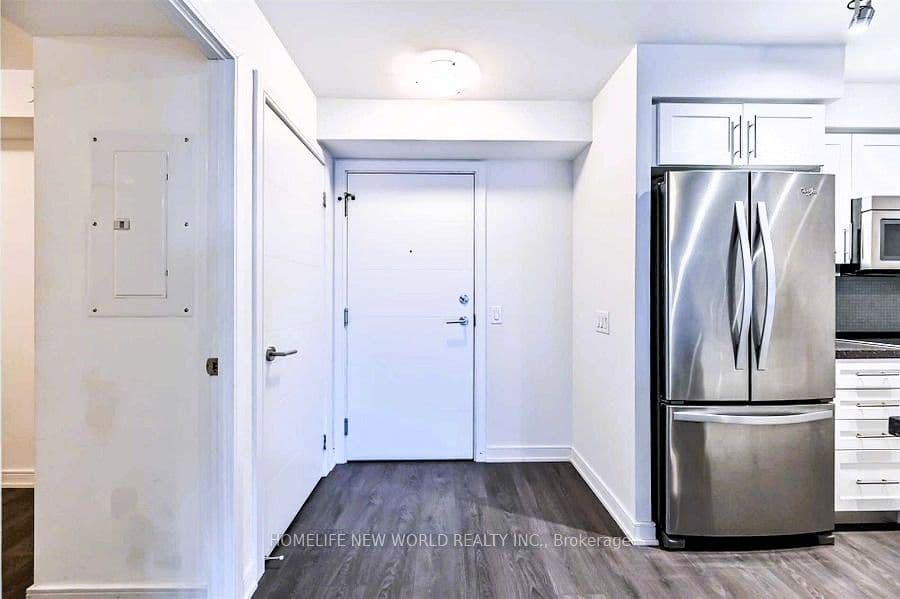 525 Adelaide Street W 719, Toronto, ON M5V 1T6 – photo 3