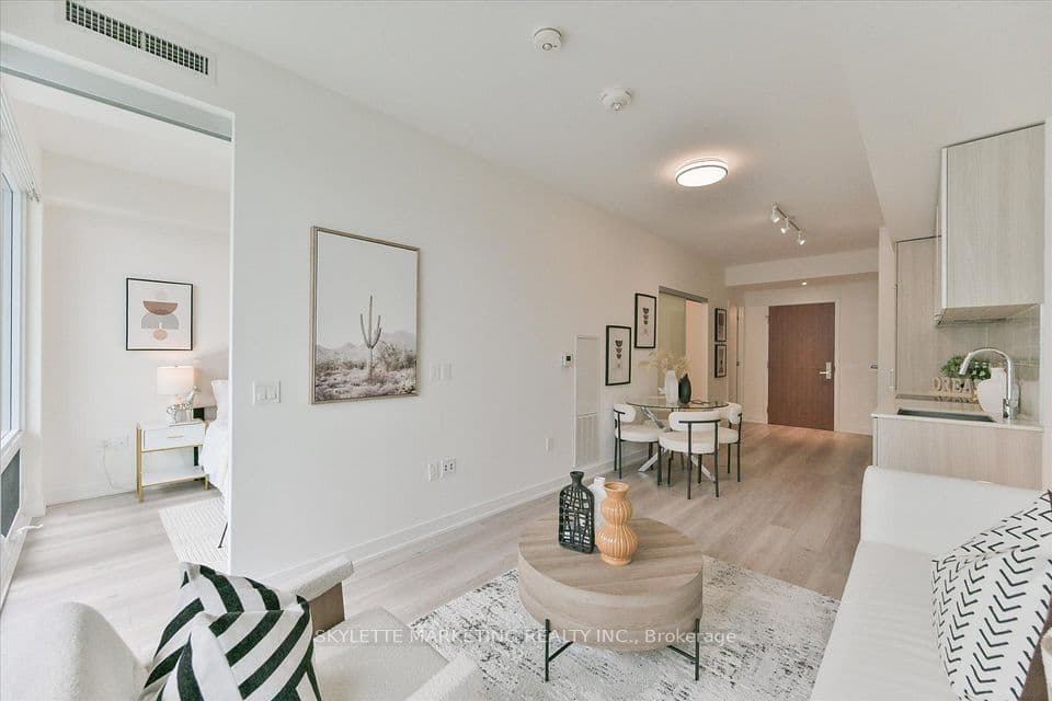 15 Queens Quay E 617, Toronto, ON M5E 0C5 – photo 2