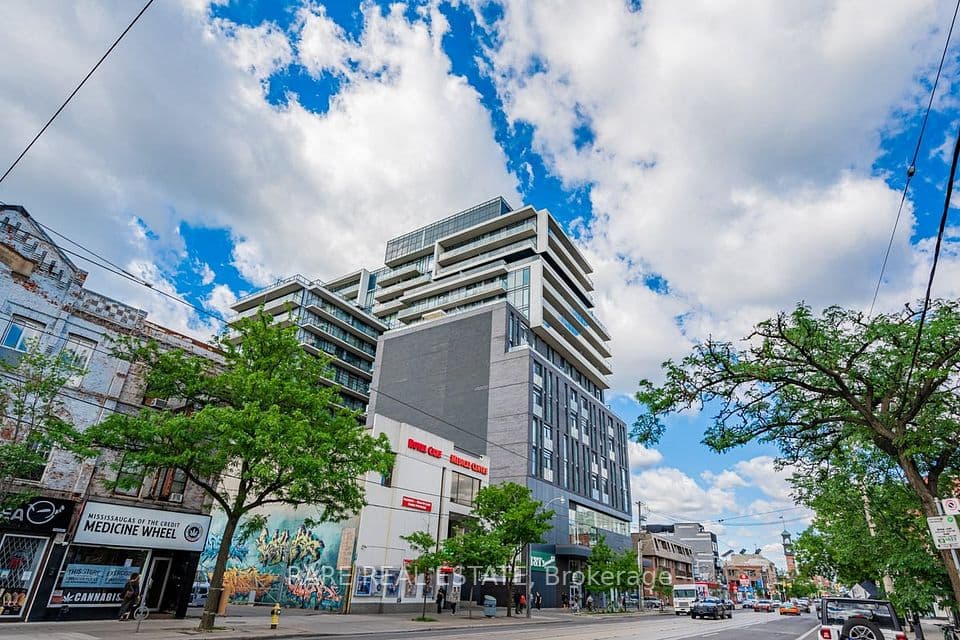 297 College Street PH5, Toronto, ON M5T 0C2 – main photo