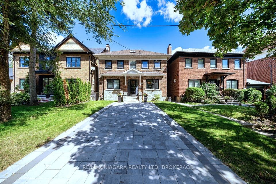 38 Yonge Boulevard, Toronto, ON M5M 3G5 – photo 2
