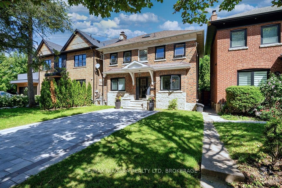 38 Yonge Boulevard, Toronto, ON M5M 3G5 – photo 3