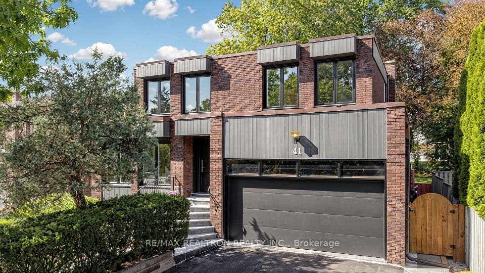 41 Beardmore Crescent, Toronto, ON M2K 2P3 – main photo