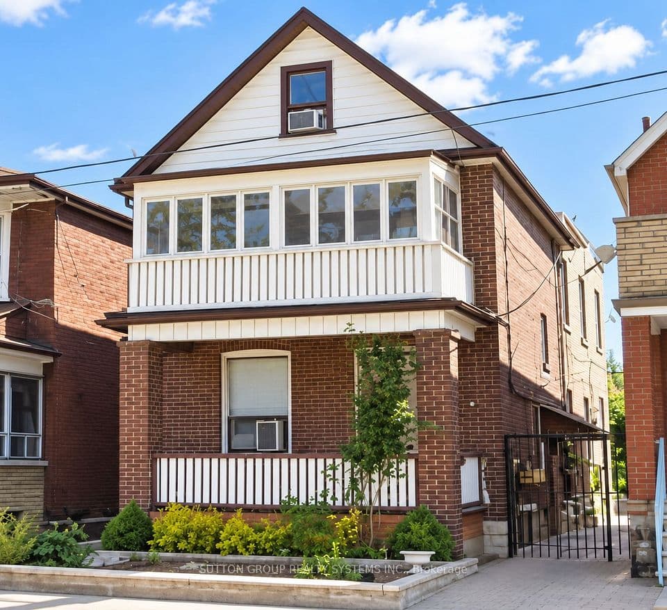 1139 Dovercourt Road, Toronto, ON M6H 2Y1 – main photo