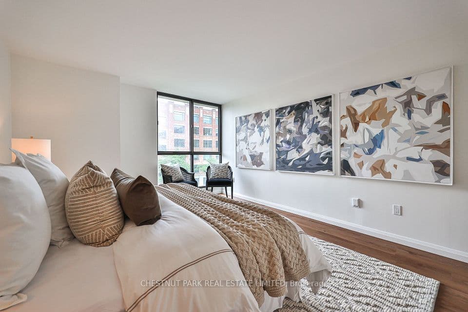 188 Spadina Avenue 301, Toronto, ON M5T 3A4 – photo 3