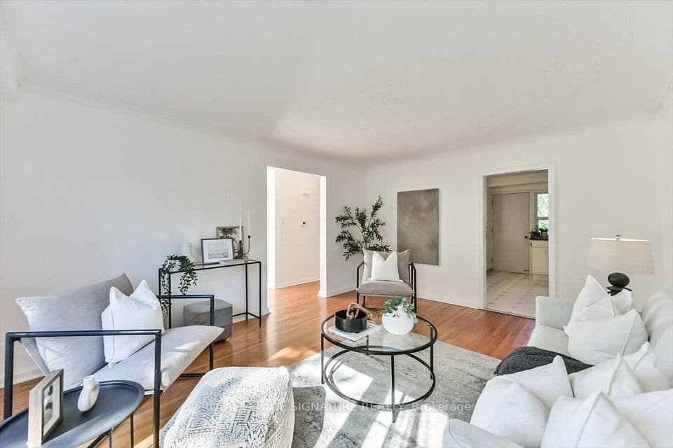 52 Daleside Crescent, Toronto, ON M4A 2H6 – photo 3
