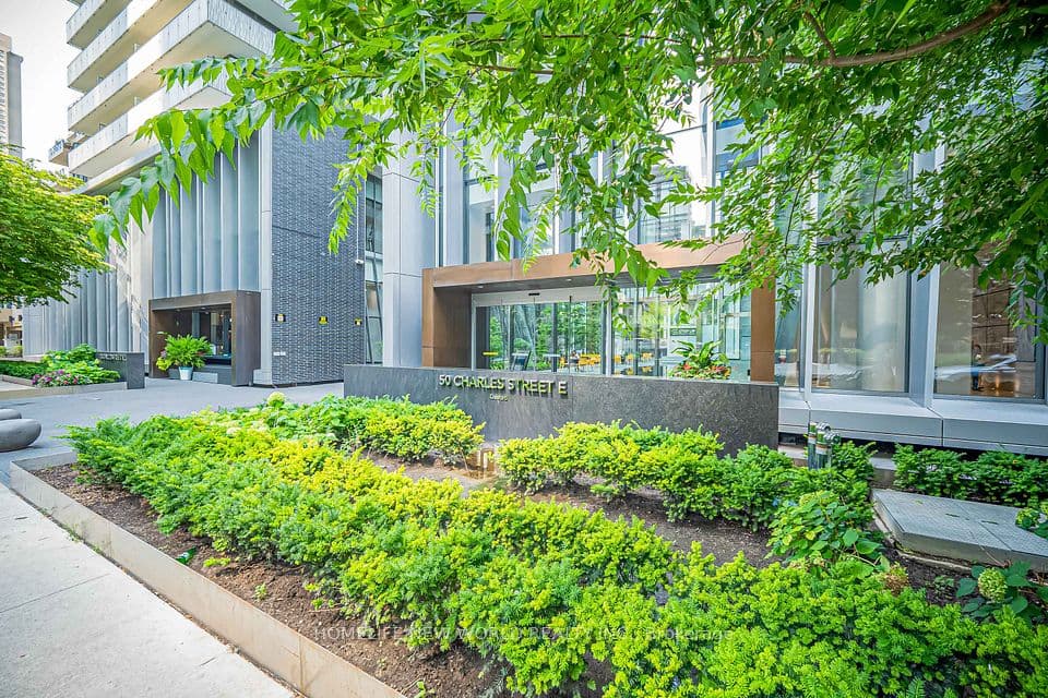 50 Charles Street E 2311, Toronto, ON M4Y 0C3 – photo 3