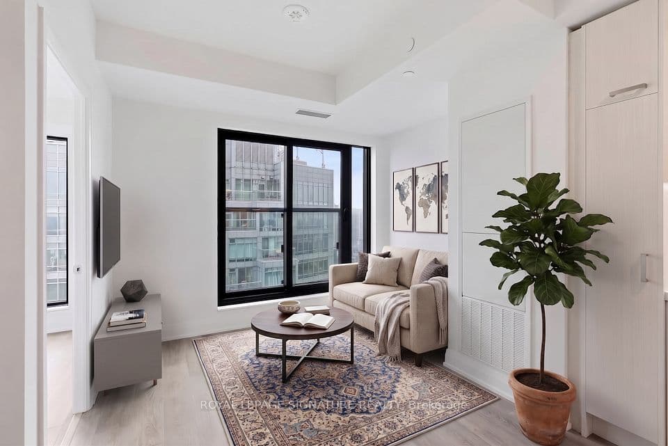 20 Soudan Avenue 3409, Toronto, ON M4S 0E2 – main photo