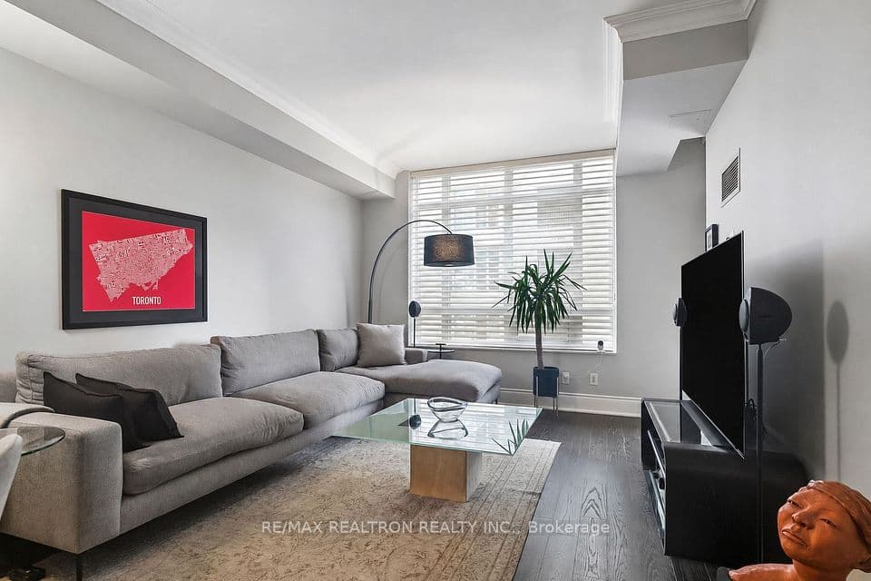 55 Delisle Avenue 707, Toronto, ON M4V 3C2 – photo 3