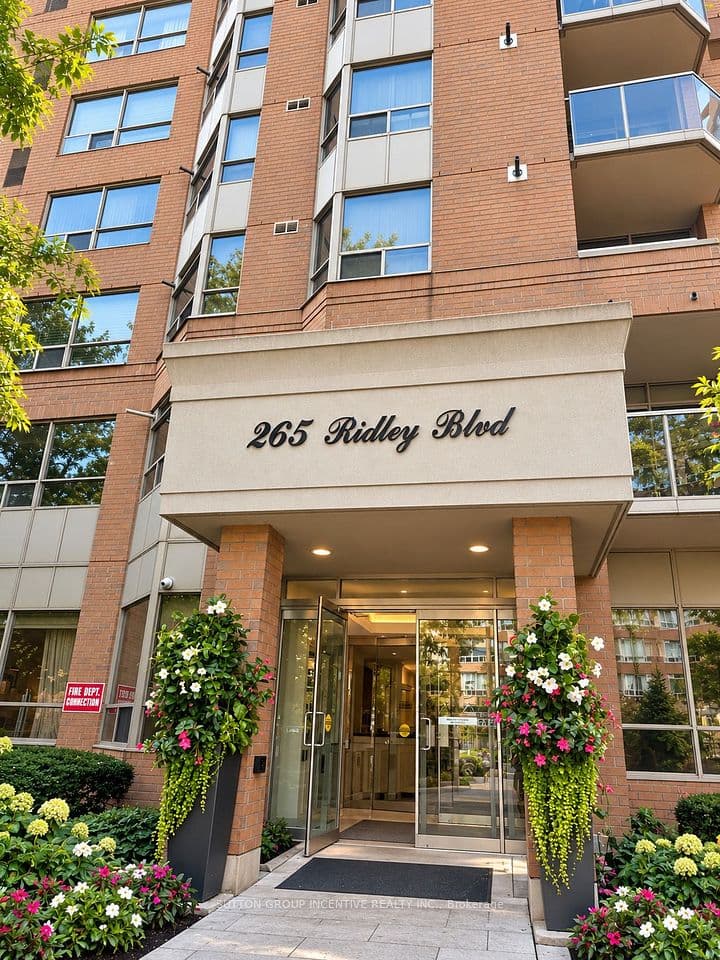 265 Ridley Boulevard 1803, Toronto, ON M5M 4N8 – main photo