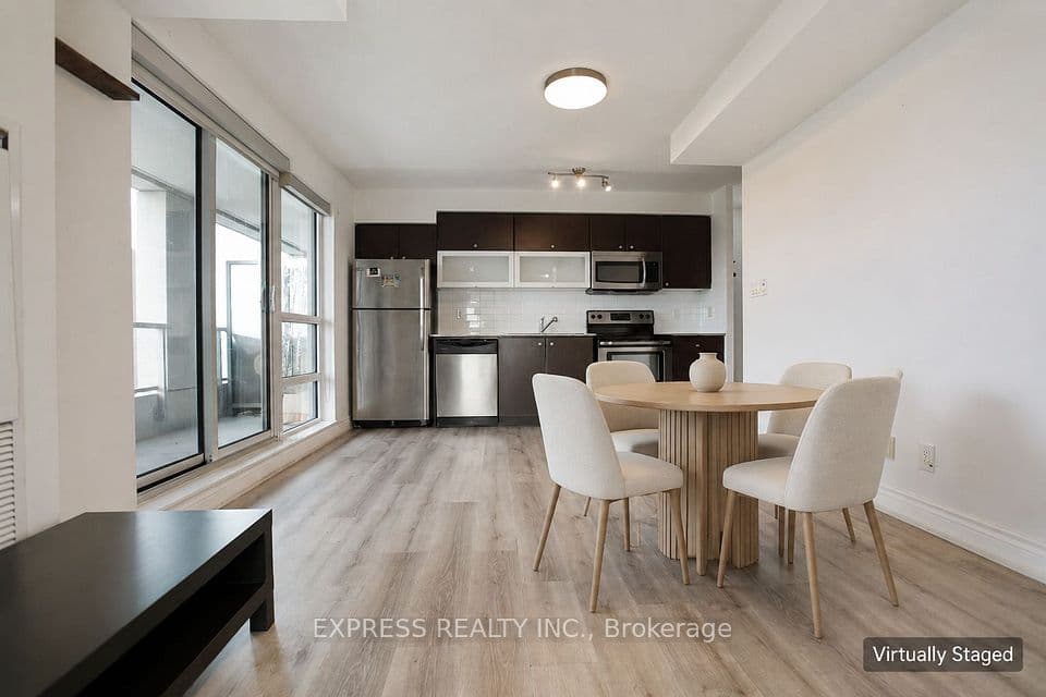 2015 Sheppard Avenue E 1105, Toronto, ON M2J 0B3 – photo 2