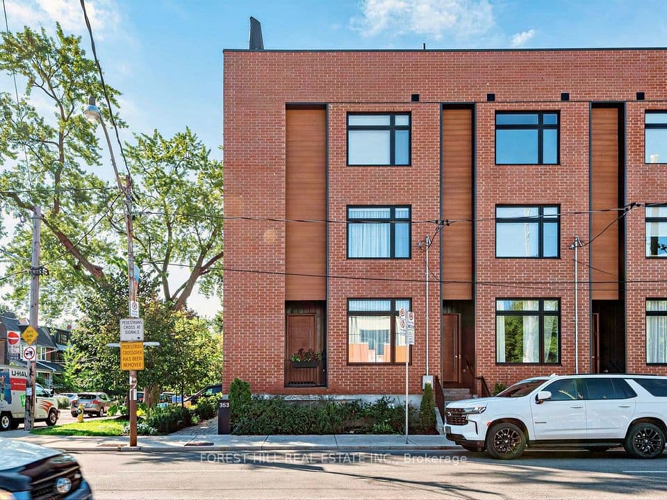 353 Dupont Street, Toronto, ON M5R 1V9 – main photo