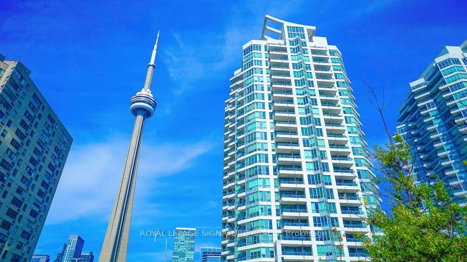 230 Queens Quay W 1726, Toronto, ON M5J 2Y7 – photo 2