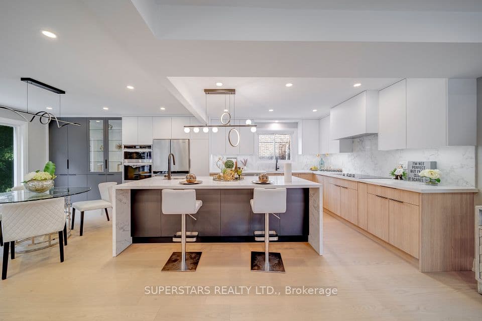 20 Paynter Drive, Toronto, ON M2H 2G3 – main photo