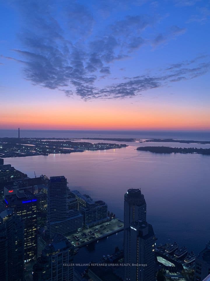 88 Harbour Street 7105, Toronto, ON M5J 0C3 – main photo