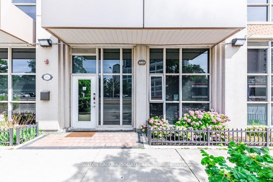 628 Fleet Street 110, Toronto, ON M5V 1A8 – photo 2