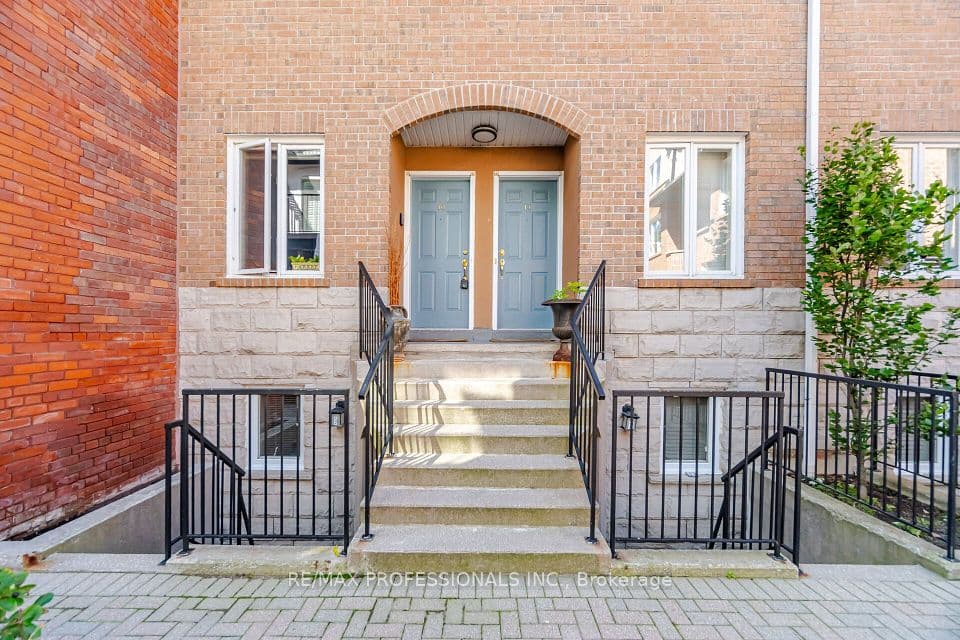 228 St George Street 10, Toronto, ON M5R 2N5 – photo 3