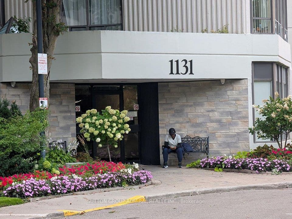 1131 Steeles Avenue W 1504, Toronto, ON M2R 3W8 – photo 2