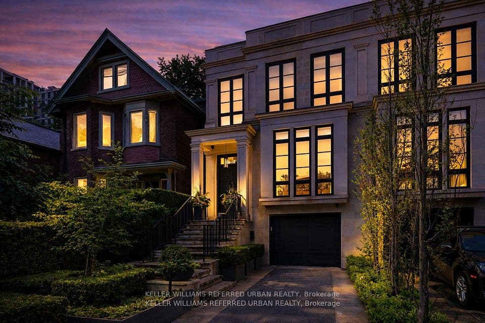 130 B Farnham Avenue, Toronto, ON M4V 1H4 – photo 2