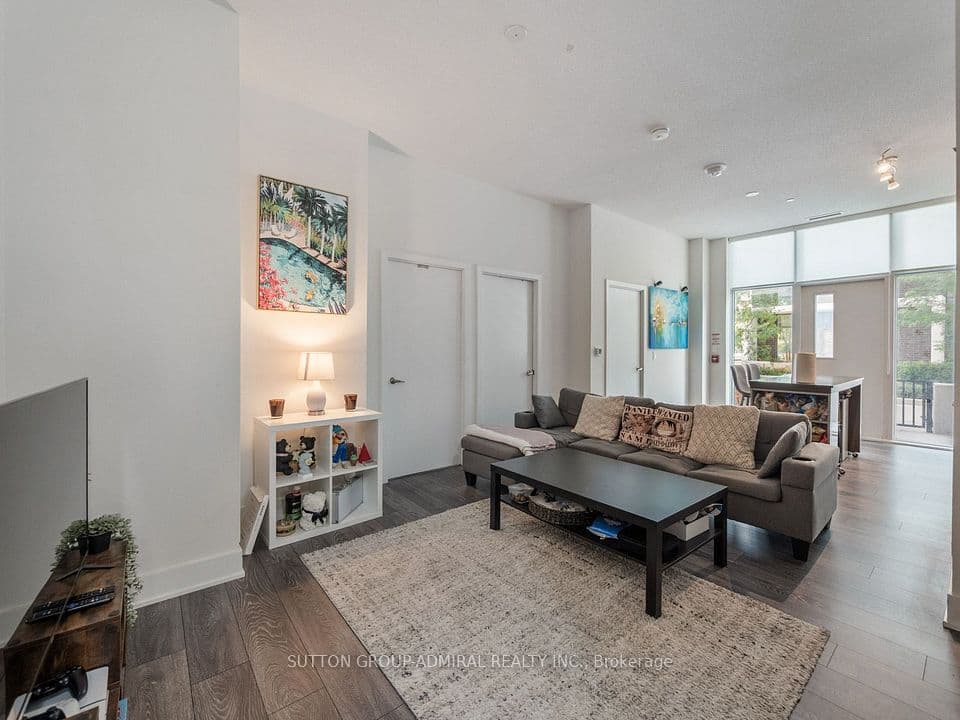 188 Fairview Mall Drive 101, Toronto, ON M2J 4T1 – main photo