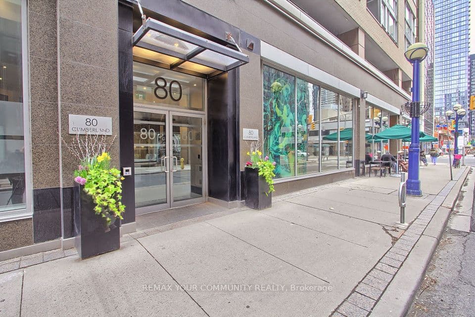 80 Cumberland Street 501, Toronto, ON M5R 3V1 – photo 2