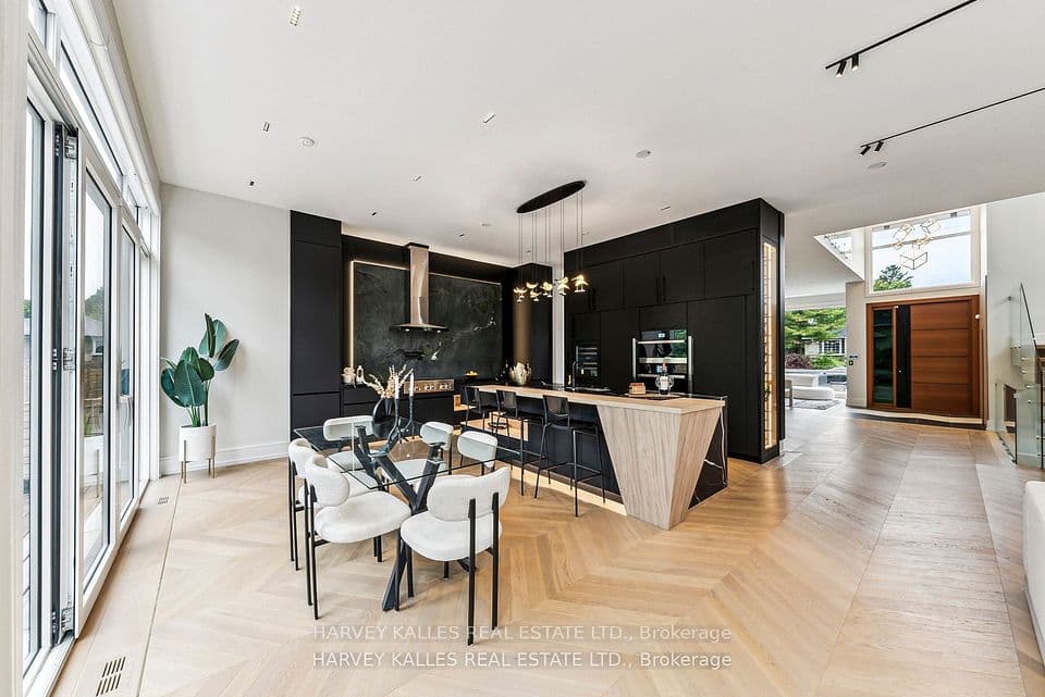 139 Newton Drive, Toronto, ON M2M 2N4 – main photo