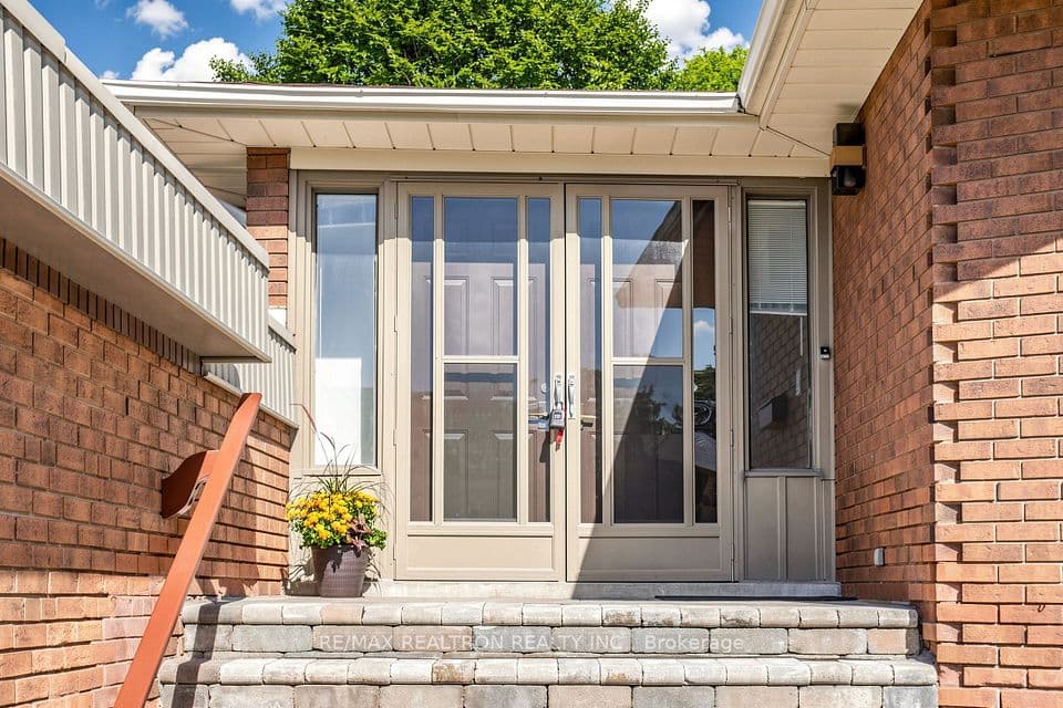 123 Francine Drive, Toronto, ON M2H 2H1 – photo 3